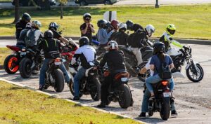 Les Clubs Moto à Genève et Lausanne pour les Passionnés