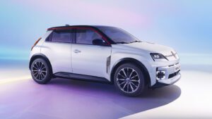 Renault 5 Électrique, sacrée Voiture de l'Année 2025